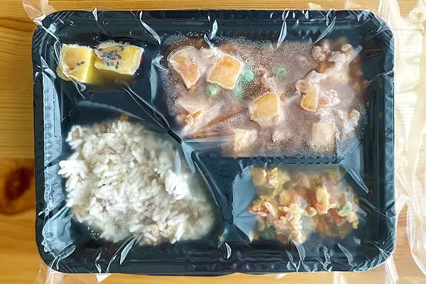 麻婆豆腐弁当外装
